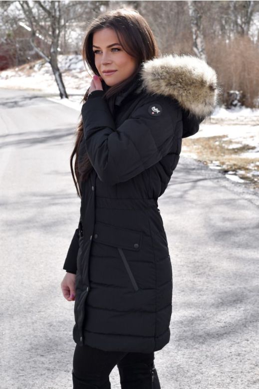 Dam Vinterjacka modell Nordic med mega stor ljus päls