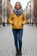 Dame dynejakke med hætte Lucy - Gul